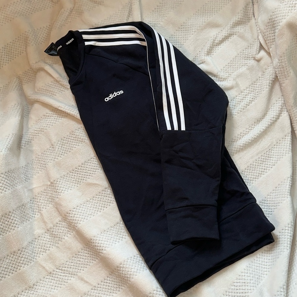 Adidas crew neck